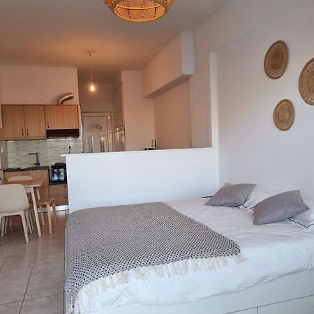 Tolo At Sea - Nova Apartment ภายนอก รูปภาพ